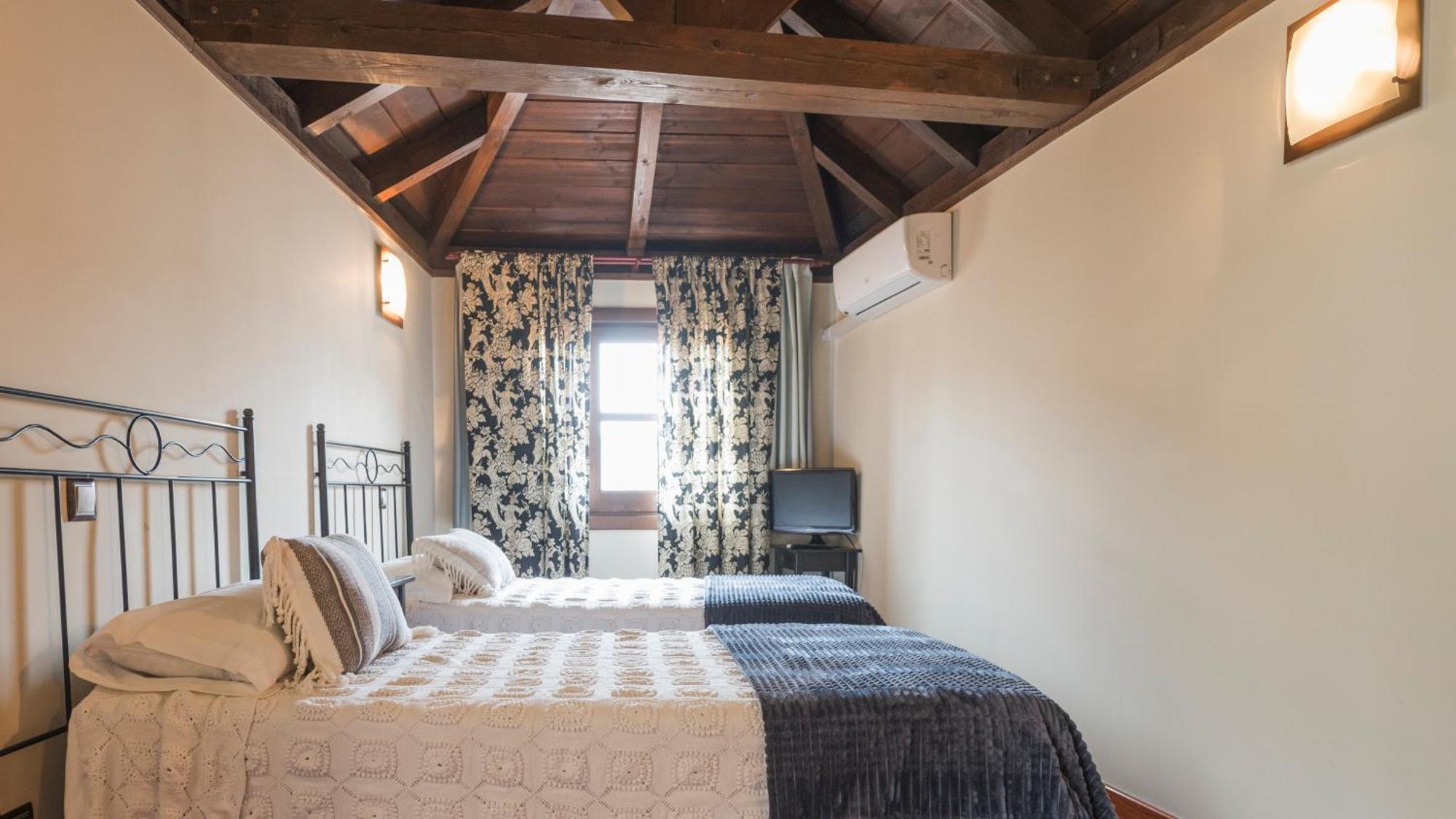 Apartamentos Las Teresitas Junto A La Catedral 톨레도 외부 사진
